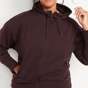 SET Old Navy Dynamic Fleece Zip Hoodie and Matching Joggers